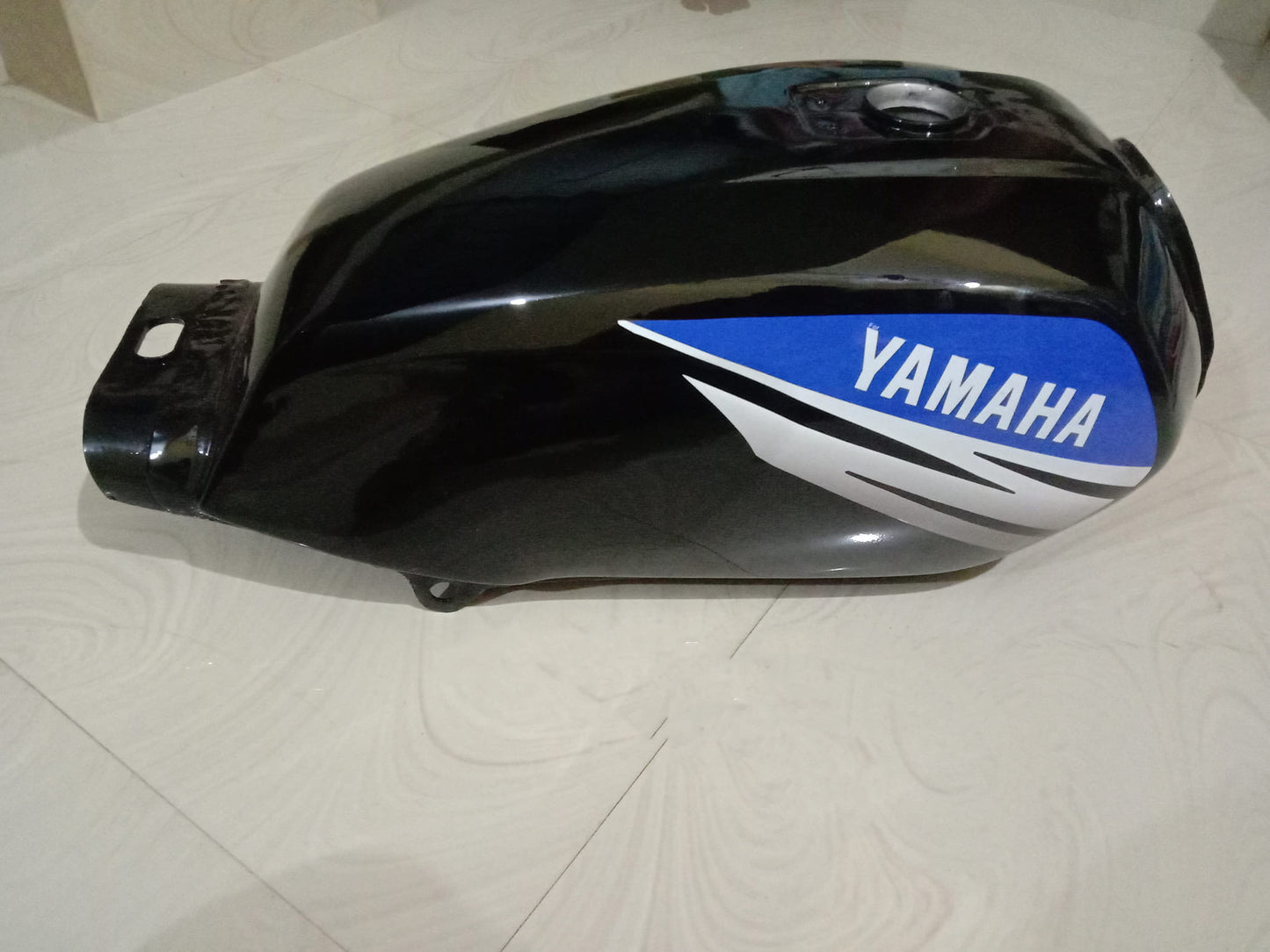 CD 100/Rx 100/ YAMAHA 135 Petrol Tank