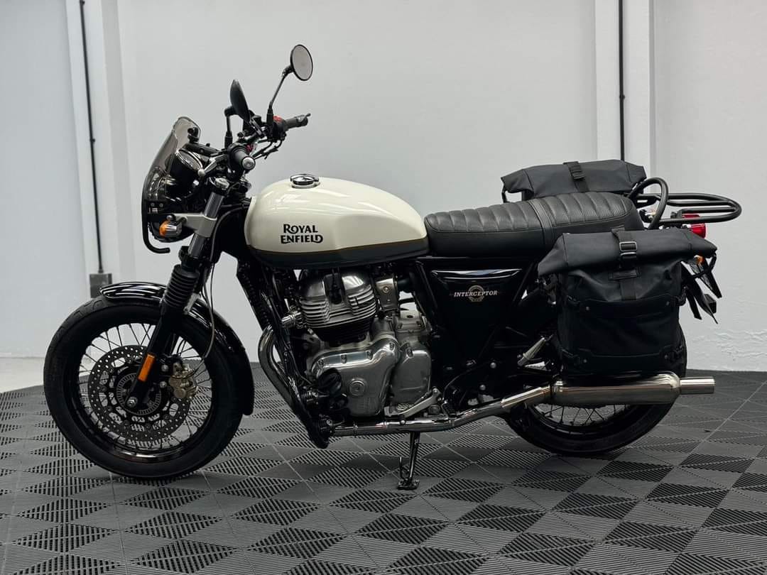 Royal Enfield Interceptor 650 (OEM)