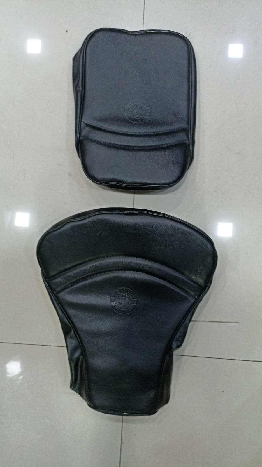 Royal Enfield Classic 350/500 Black dots Tank Cover and Seat Cover
