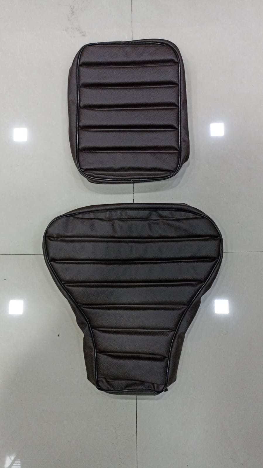 Royal Enfield Classic 350/500 Black dots Tank Cover and Seat Cover