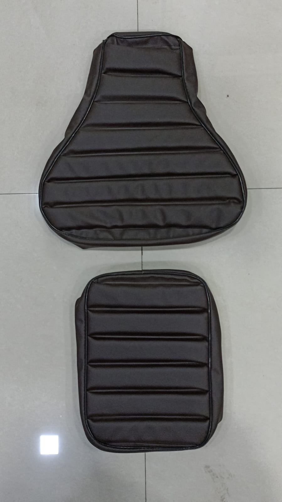 Royal Enfield Classic 350/500 Black dots Tank Cover and Seat Cover