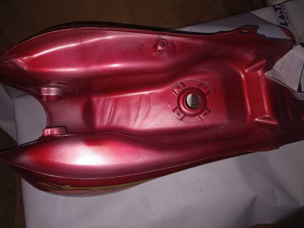 Metal Hero Honda Cd Deluxe Fuel Tank