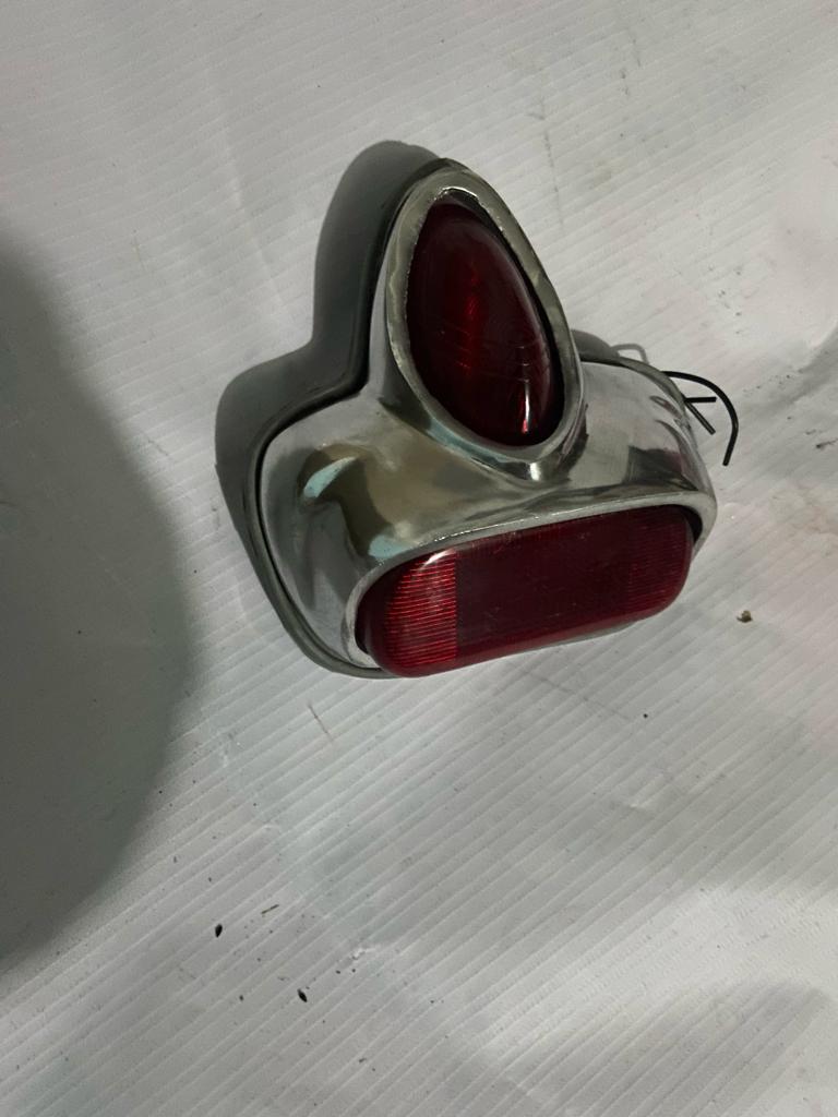 VESPA VBB VBA COMPLETE BACK LIGHT ASSEMBLY