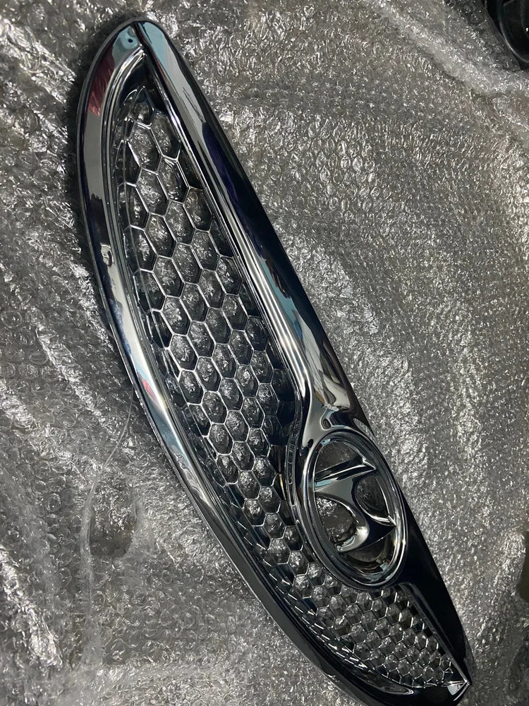HYUNDAI ACCENT Front Grill
