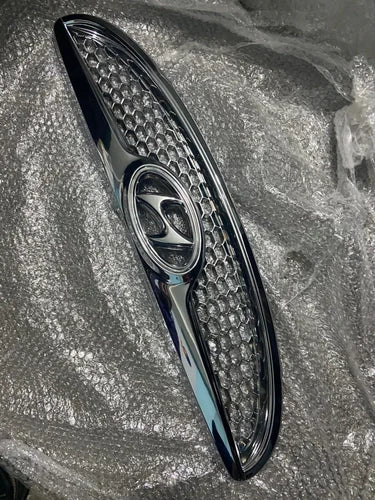 HYUNDAI ACCENT Front Grill