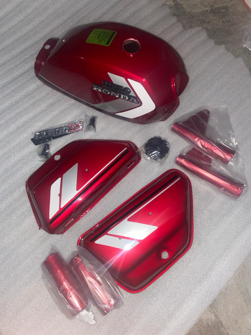 Hero Honda CD100 Fuel Tank Locks  with All Kits  ( Red Colour )