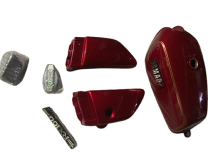 YAMAHA RX100 RX135 FUEL TANK COMPLETE BODY KIT /SIDE PANEL SET & 2 Locks ( Red Colour)