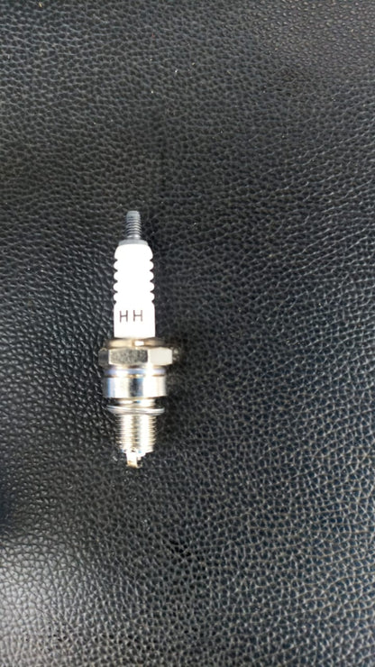 High-Performance Spark Plug for Hero Splendor / Super Splendor XCX – Box of 10 Pcs