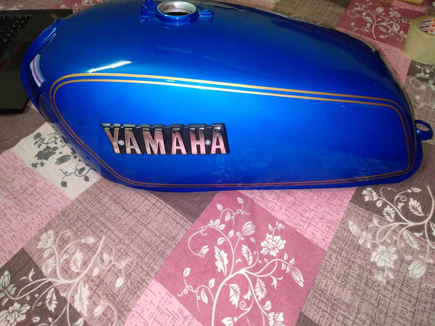 YAMAHA Blue Petrol Tank ( Blue )