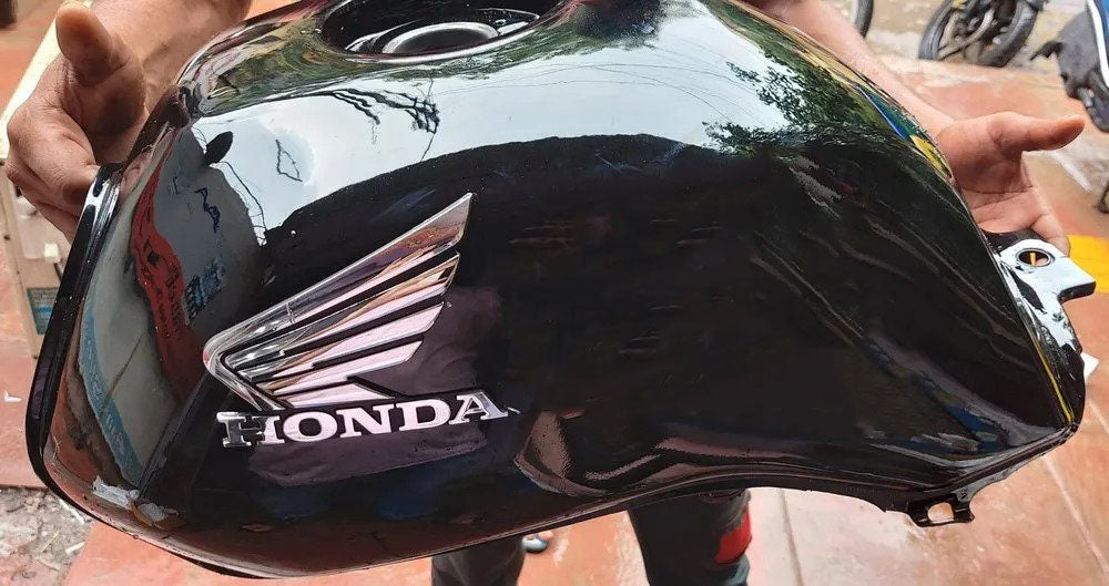 Honda unicorn store fuel tank cover